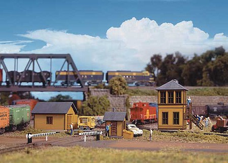 Walthers Trackside Structures Set Kit - Three structures and accessories - N-Scale