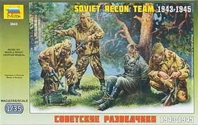Zvezda Soviet Recon Team 1943-45 (3 w/German Prisoner) Plastic Model Military Figure 1/35 #3643
