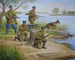 Soviet Frontier Guards with Dog Plastic Model Military Figure Kit 1/72 Scale #6144