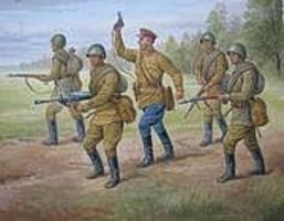 Soviet Regular Infantry 1939-1942 Plastic Model Military Figure 1/72 Scale #6179