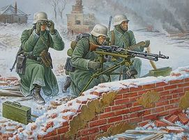 German MG w/Crew Winter Uniform (Snap) Plastic Model Military Figure 1/72 Scale #6210