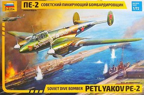 Zvezda Soviet Petlyakov Pe2 Dive Bomber Plastic Model Airplane Kit 1/72 Scale #7283