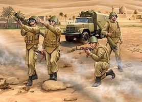 Modern Soviet IGLA Missile Launcher w/Crew Plastic Model Military Figure 1/72 #7412
