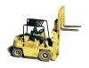 1980s-Era Forklift (Unpainted Metal Kit) 1980s-Era Forklift (Unpainted Metal Kit)