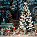 Lighted Christmas Tree HO Scale Model Railroad Scenery #5411