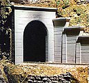 Tnl prtl sgl concrete - O-Scale