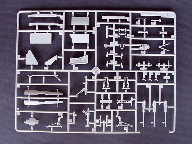 Trumpeter Vought F4UF Corsair Plastic Model Airplane 1/32 Scale #02222