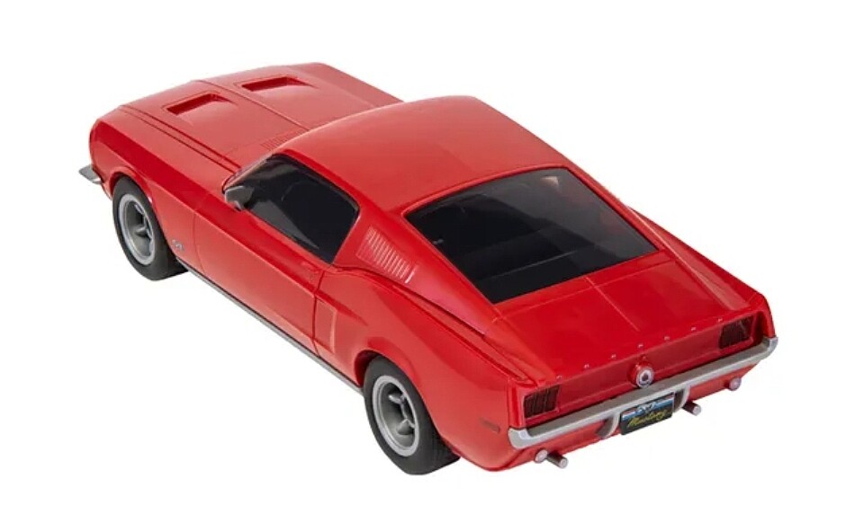 Airfix Quick Build 1968 Ford Mustang GT Car Snap Tite Plastic