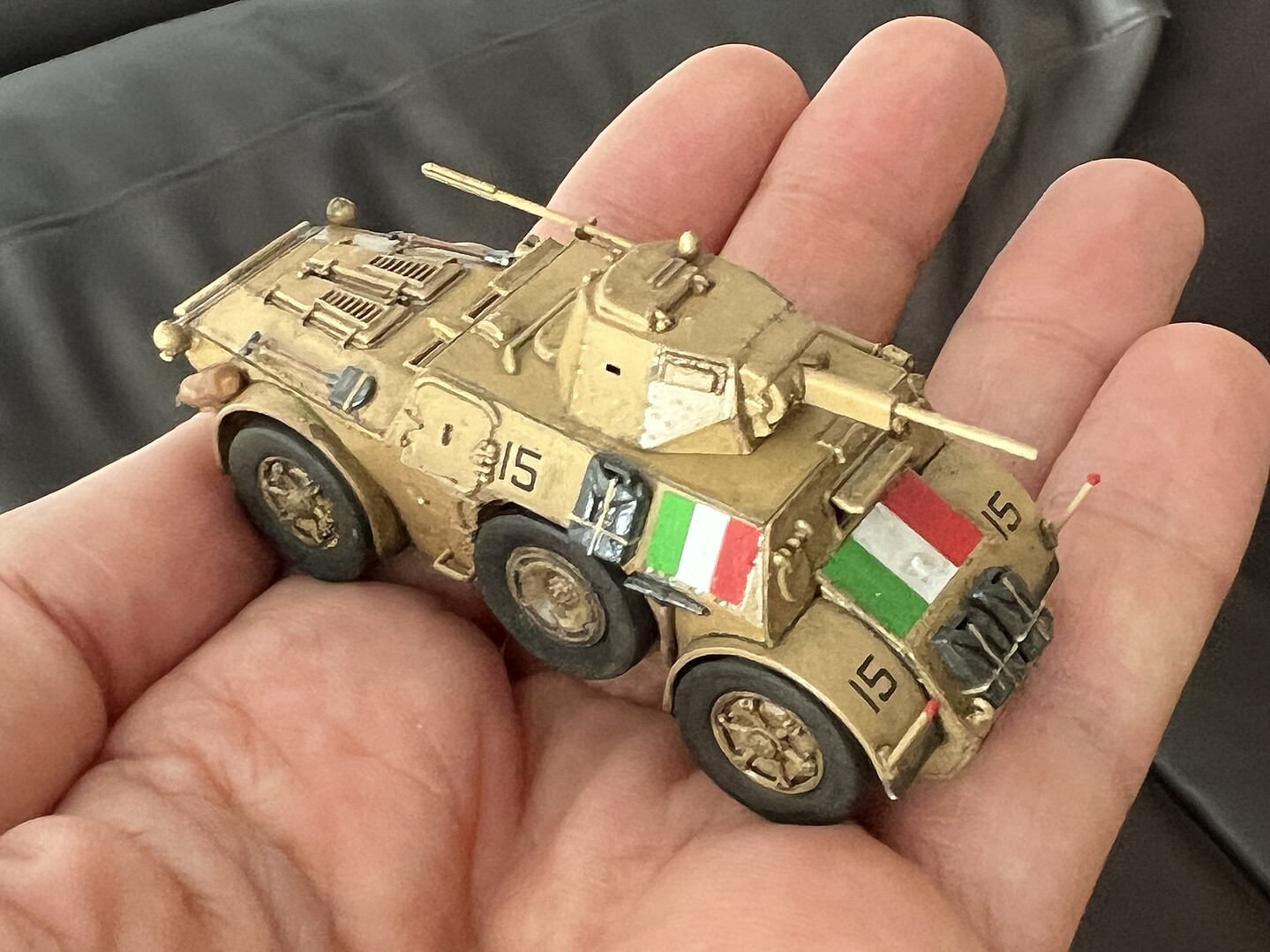 Autoblinda Ab Armored Car Plastic Model Military Vehicle Kit