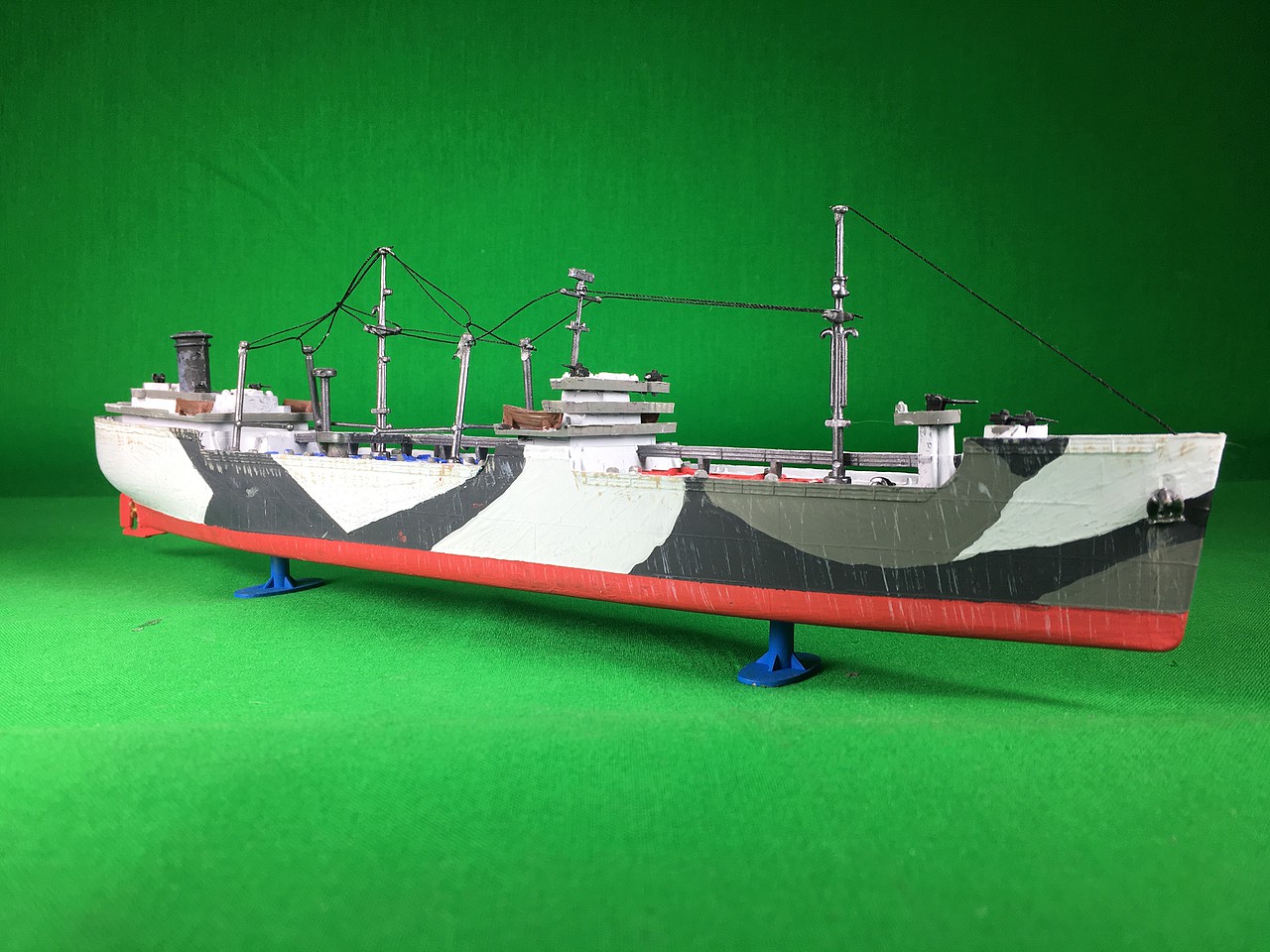Lindberg Navy Tanker Plastic Model Military Ship Kit 1/520 Scale #hl438-12
