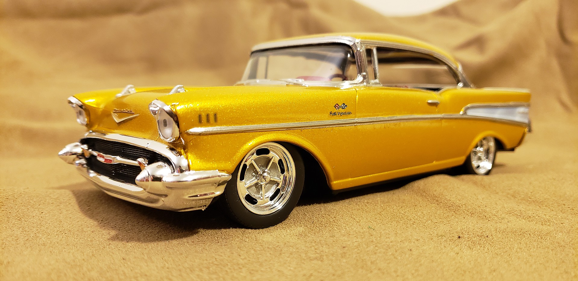 1957 Chevy Bel Air Snap Tite Plastic Model Car Kit 125 Scale