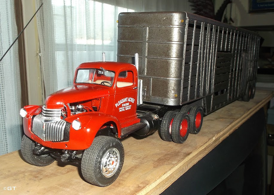 Revell-Monogram 1941 Chevy Pickup 2 'n 1 Plastic Model Truck Kit 1/25 Scale #857202