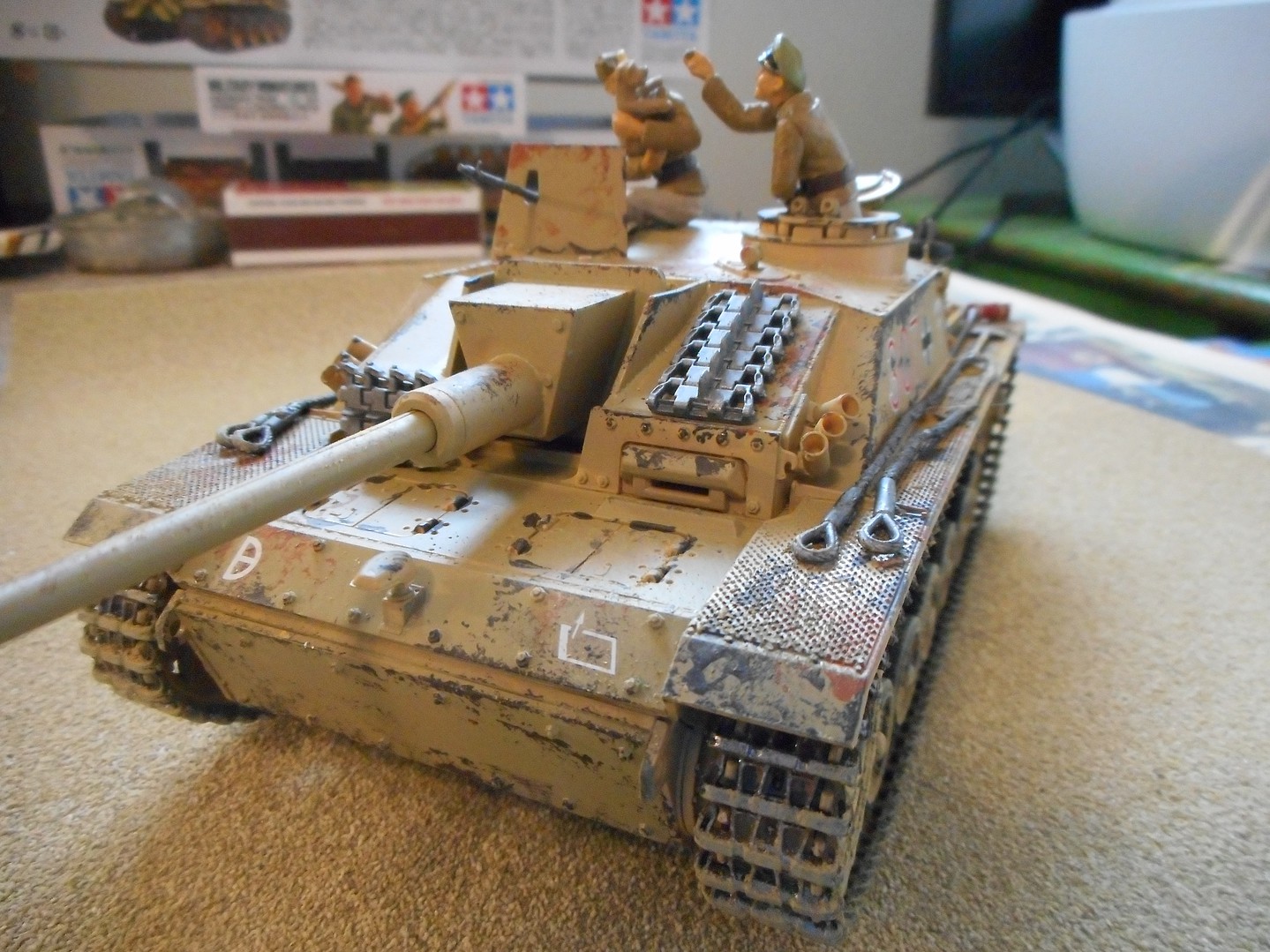 Tamiya Sturmgeschutz III Ausf.G Early Tank Plastic Model Military Vehicle Kit 1/35 Scale #35197