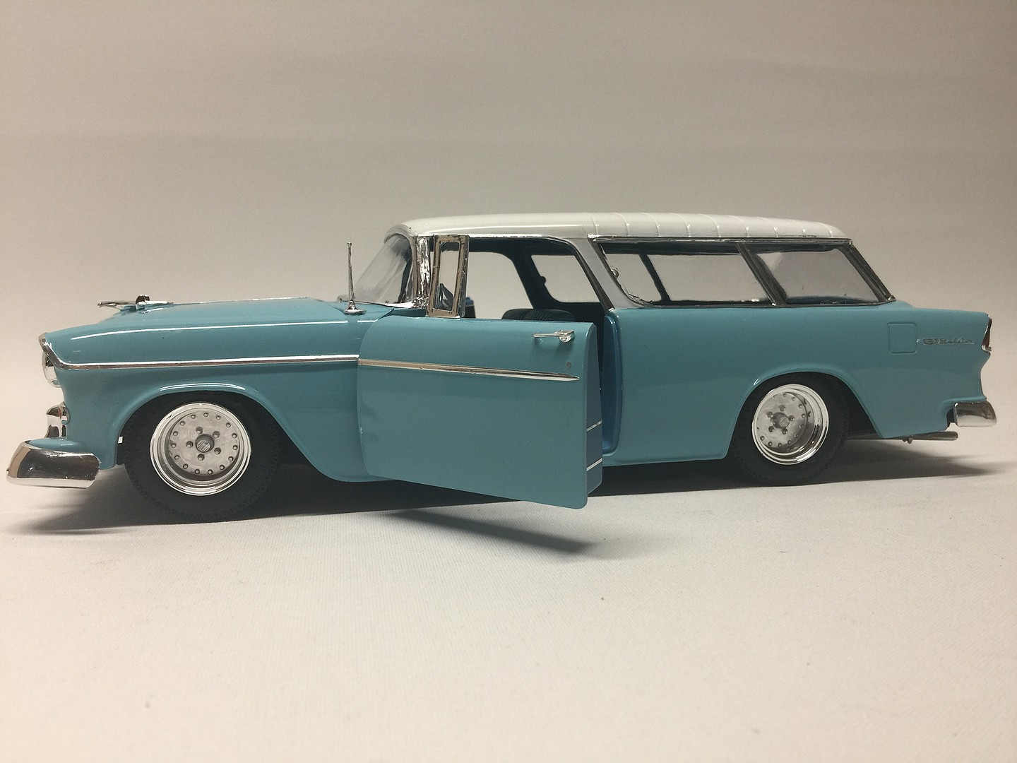 amt 1955 chevy nomad