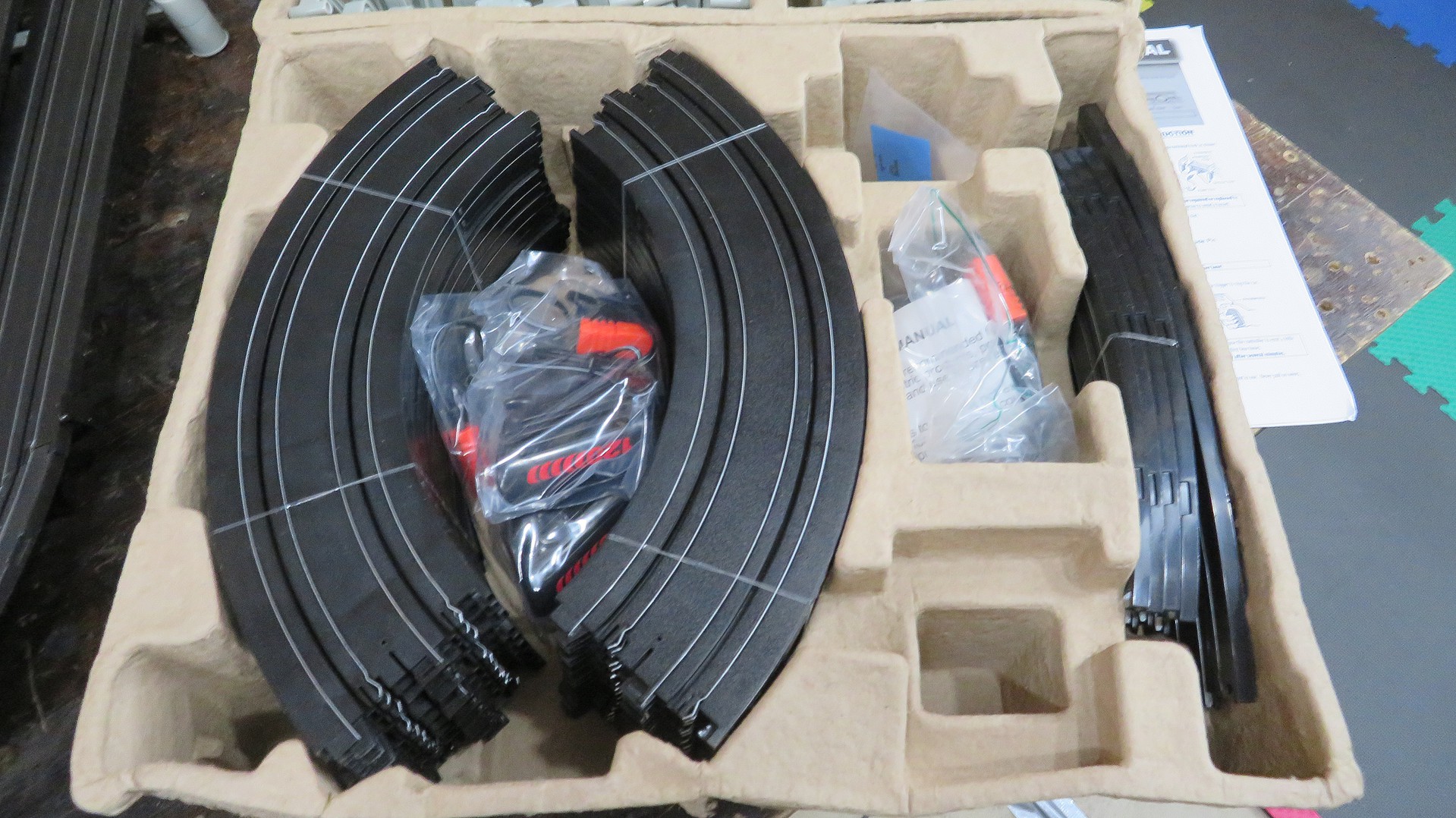 AFX Giant Set w/o Digital Lap Ctr