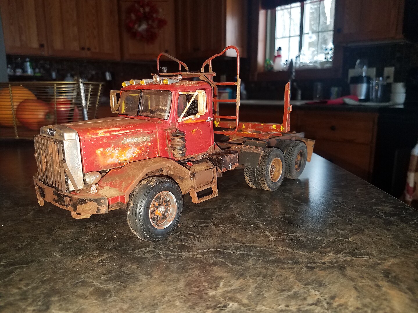 Autocar Dump Truck Plastic Model Truck Kit 1 25 Scale 1150