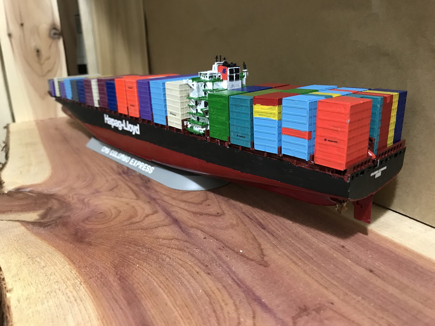 Container Ship Colombo Express Plastic Model Ship Kit 1 700 Scale