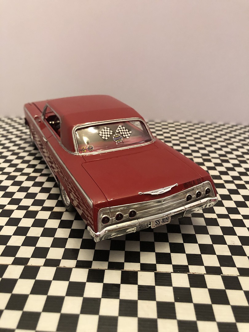 Chevy Impala Ss Hardtop In Plastic Model Car Kit