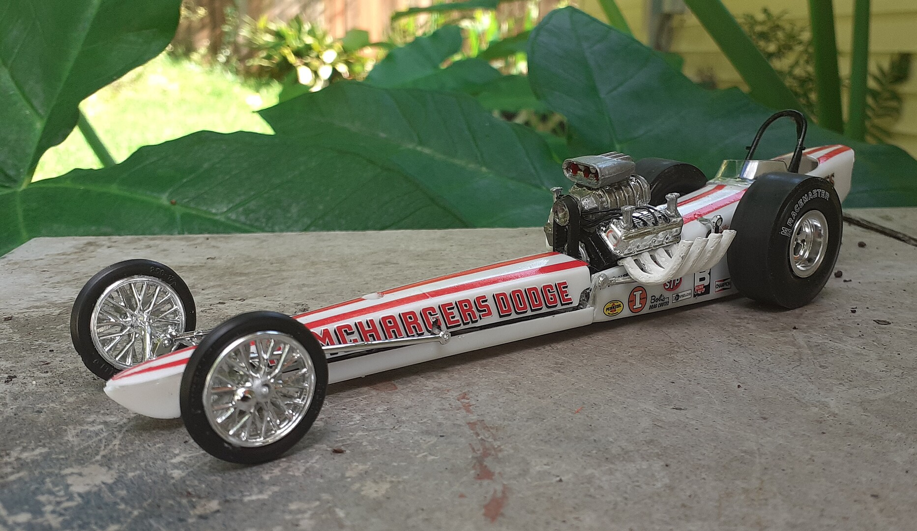 Ramchargers Front Engine Dragster Plastic Model Car Vehicle Kit 1