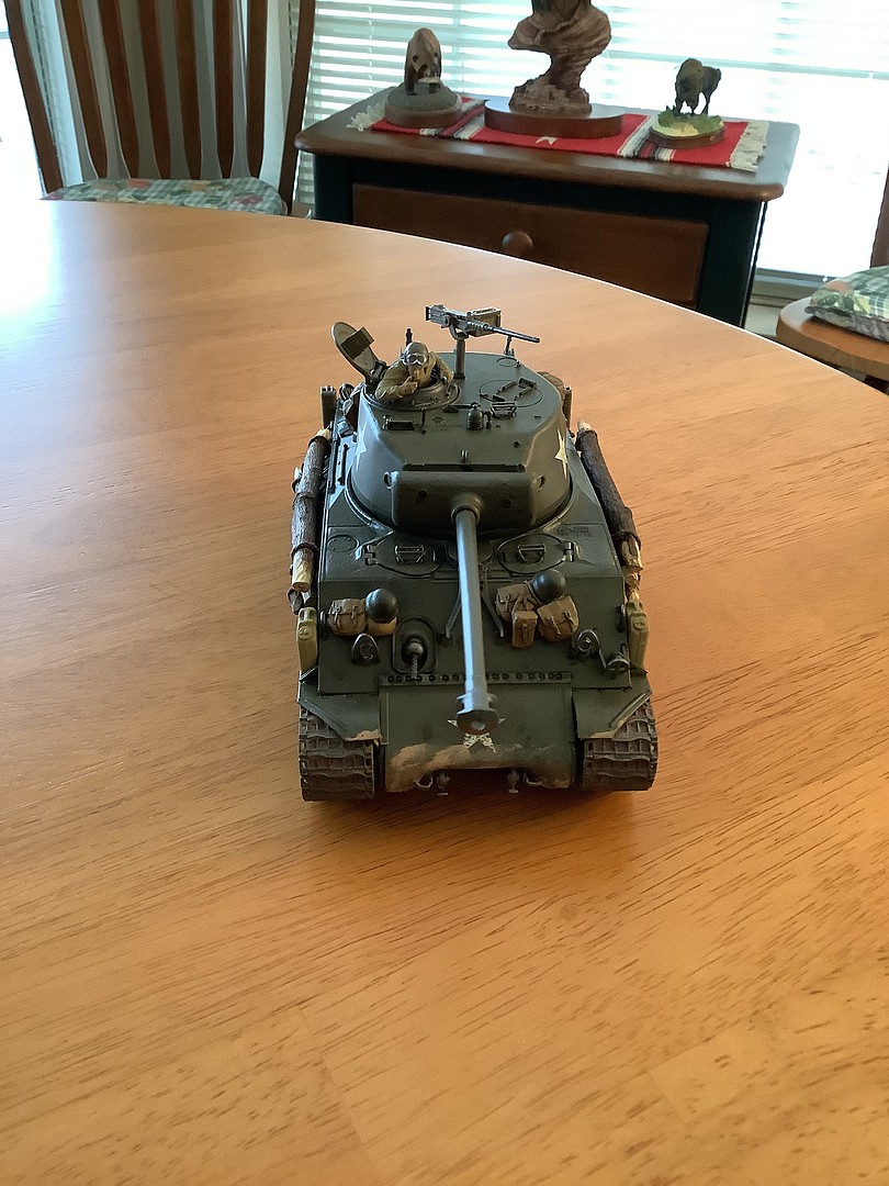 Us Medium Tank M A E Sherman Easy Eight Plastic Model Military