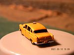 Checker Taxi Cab w/Decals (Unpainted Metal Kit)