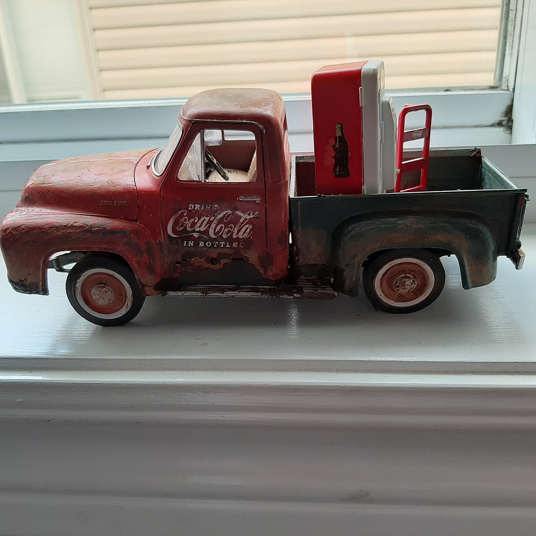 Ford Pickup Coca Cola T Plastic Model Truck Kit Scale