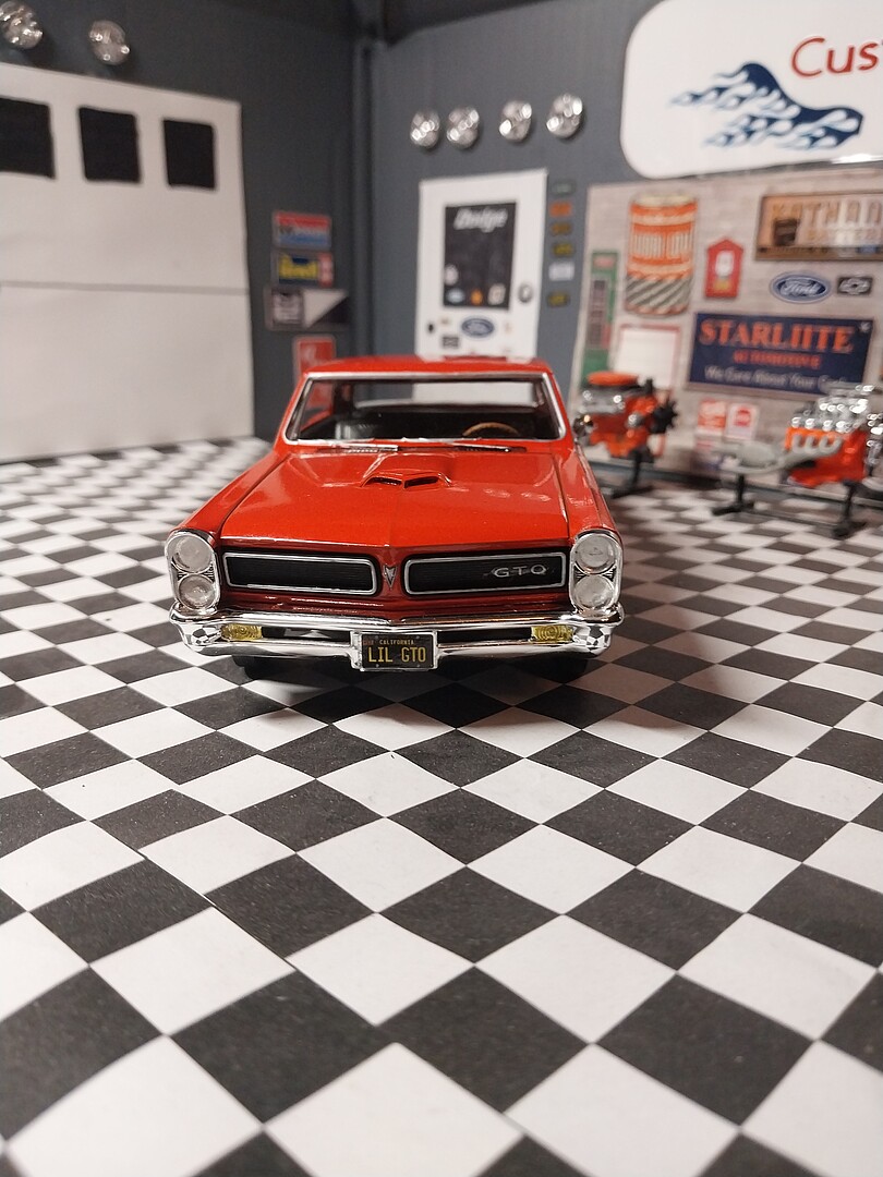 Pontiac Gto Hardtop Craftsman Plus Plastic Model Car Vehicle