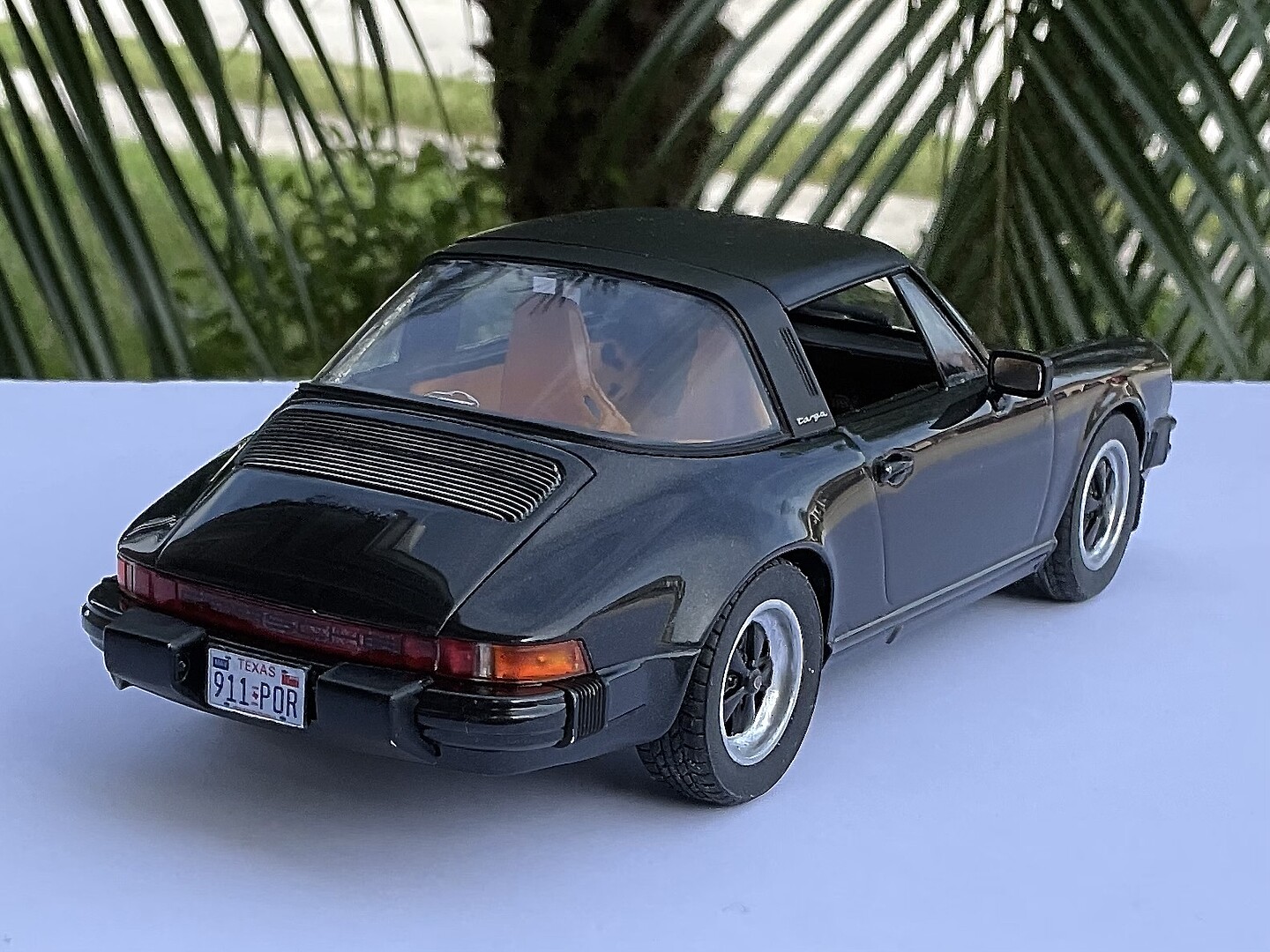 Porsche Carrera Targa Plastic Model Car Vehicle Kit