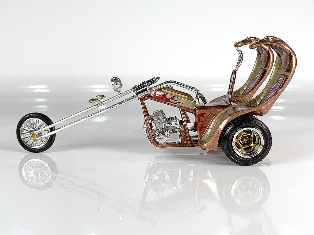 Cobra Chopper Custom Trike Plastic Model Motorcycle Kit