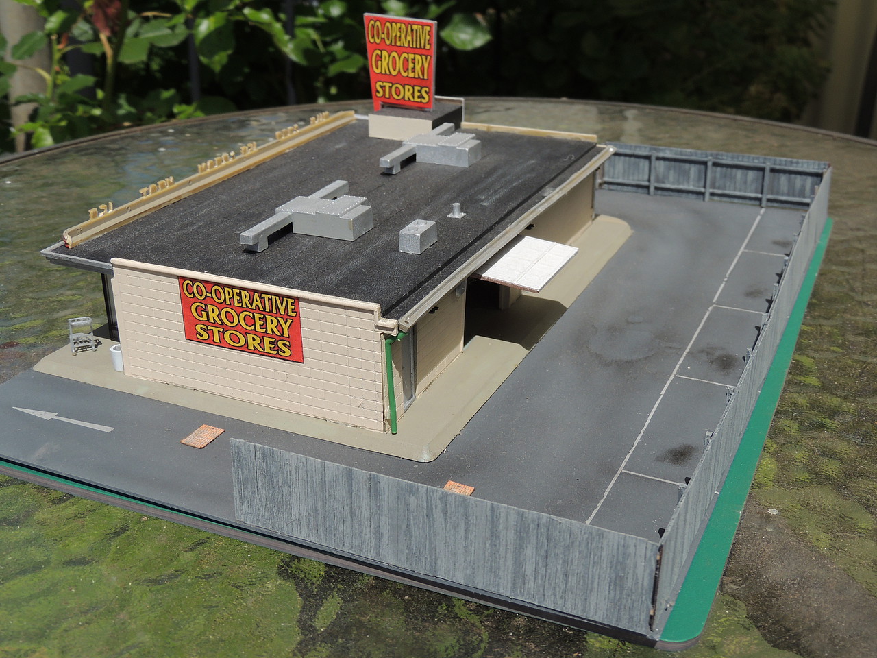 Ace Super Market Kit Model Train Building HO Scale 1330