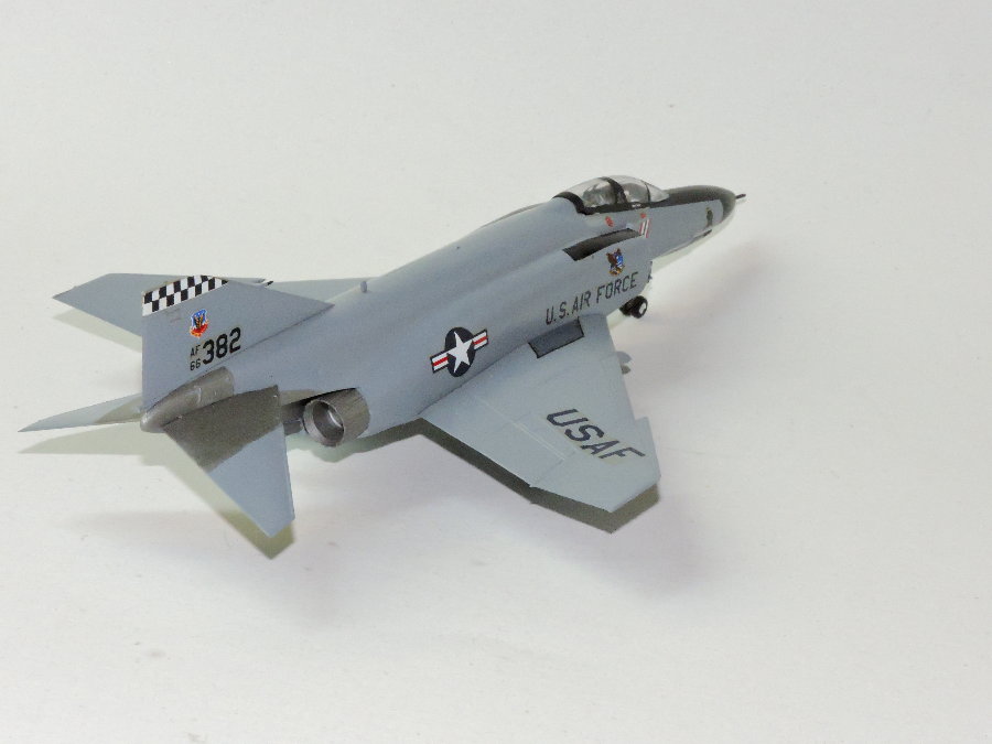 Hasegawa F-4E Phantom II Plastic Model Airplane Kit 1/72 Scale #00332