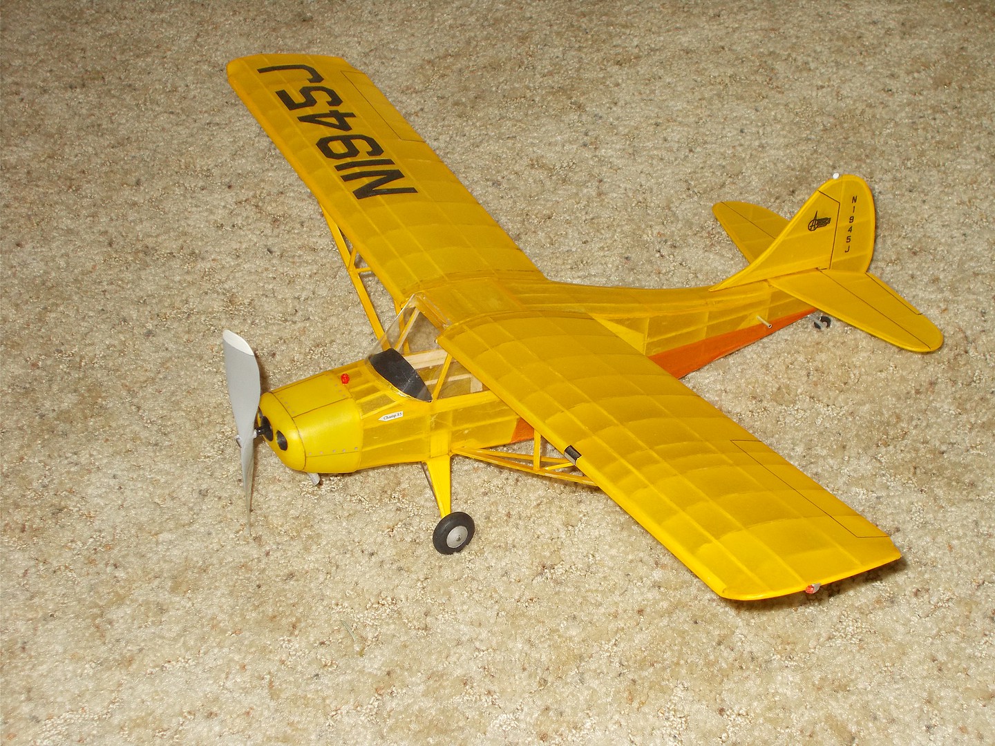 guillow´s aeronca champion 85 エンジン式 模型 飛行機 ギローズ 