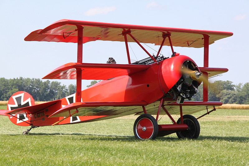 Fokker Dr I Manfred Von Richthofen Triplane Plastic Model Airplane