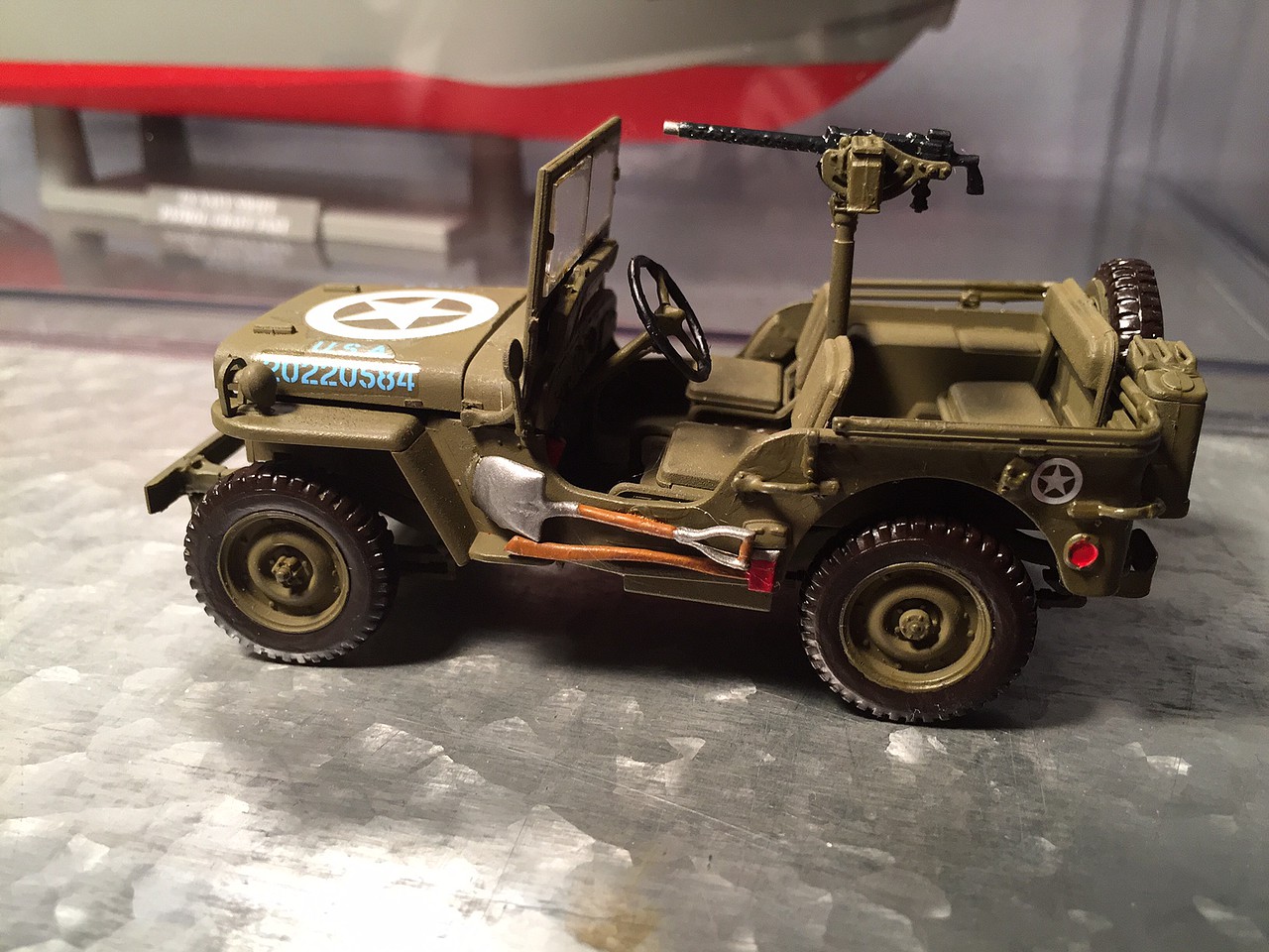 US Willys MB Jeep Plastic Model Military Vehicle Kit 1/35 Scale