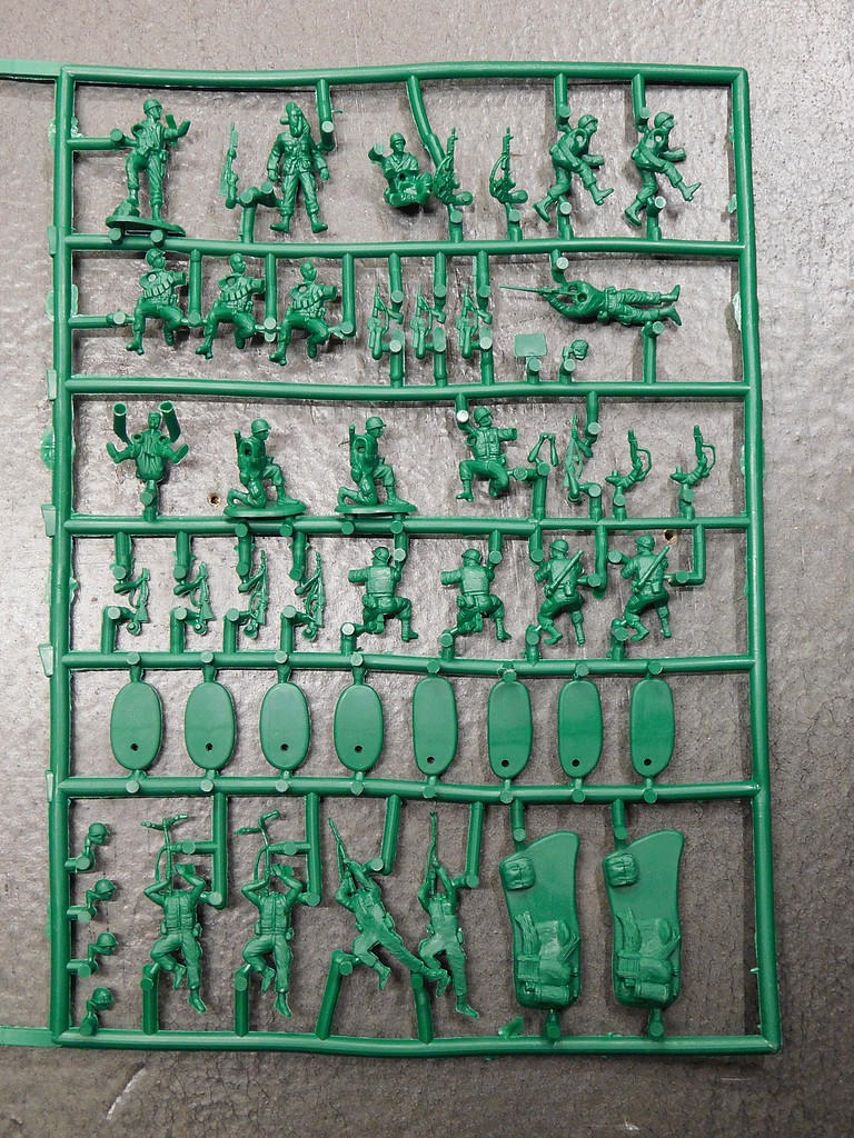 USMC in Vietnam 1965 (40) Plastic Model Military Figure 1/72 Scale 7401 pictures by