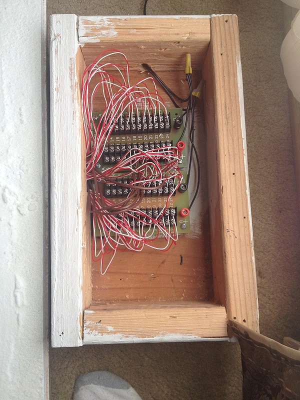 24Position Prewired Power Distribution Block Model Railroad