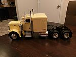 Peterbilt 359