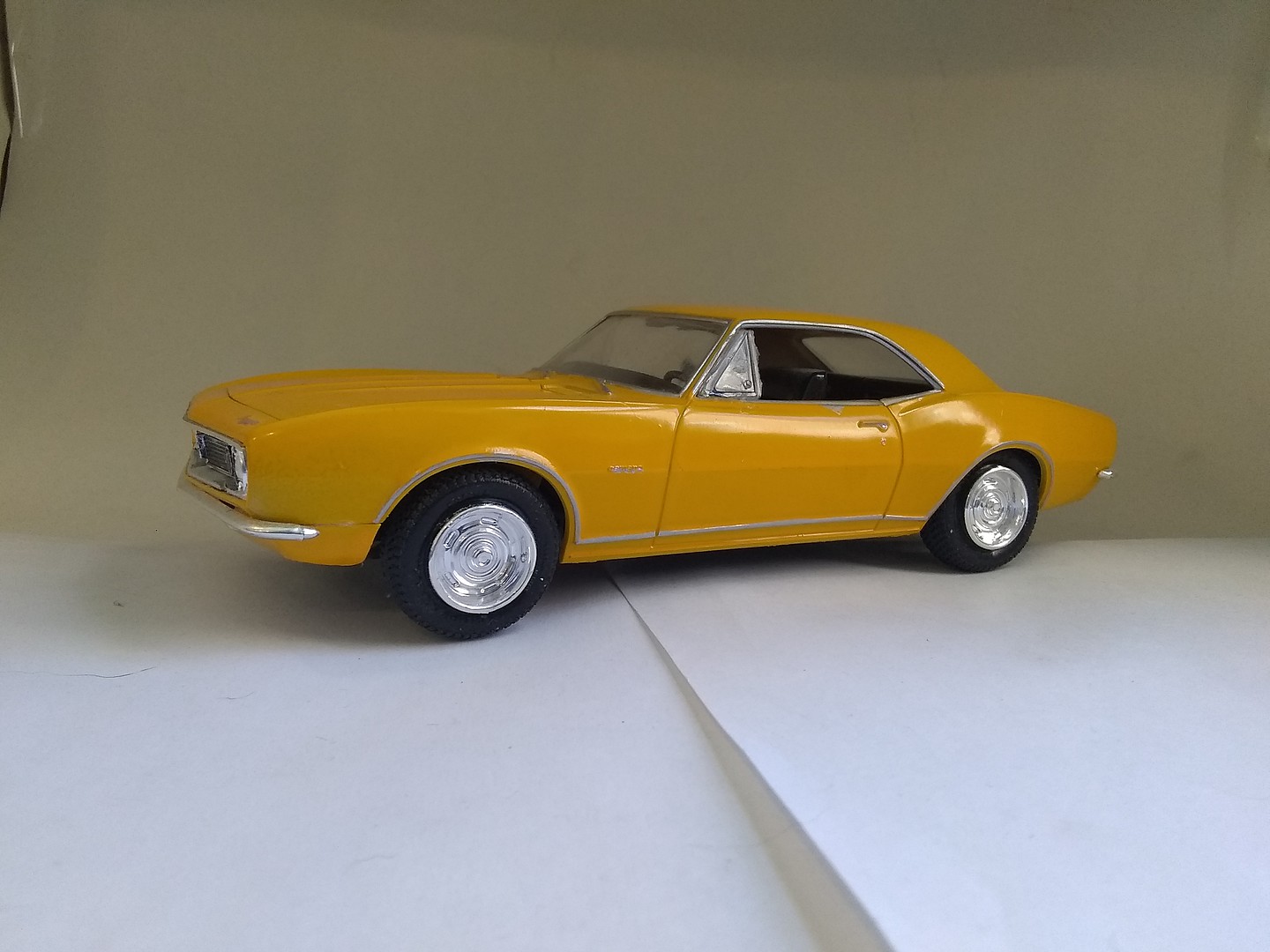 chevy camaro model car kits