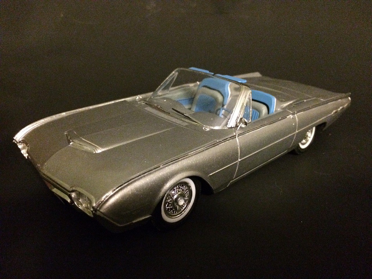 1962 ford thunderbird model car