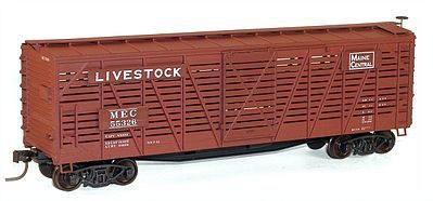 Accurail 40 Wood Stock Car - Kit (Plastic) - Maine Central HO Scale Model Train Freight Car #4735