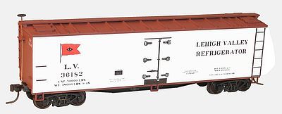 Accurail 40 Wood Reefer - Kit - Lehigh Valley HO Scale Model Train Freight Car #4849