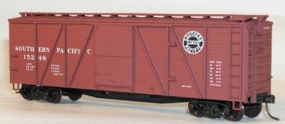 Accurail 40 6-Panel Wood Boxcar Kit - Southern Pacific HO Scale Model Train Freight Car #7202