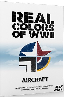 AK Real Colors of WWII Aircraft Book