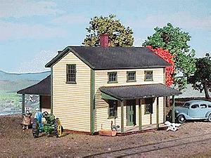 American-Models Two-Story Section House Kit HO Scale Model Railroad Building #128