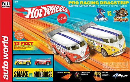 Auto-World HO Hot Wheels Snake vs Mongoose Drag Slot Car 13 Racing Set