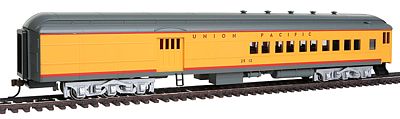 Bachmann 72 Heavyweight Combine Union Pacific #2512 HO Scale Model Train Passenger Car #13605
