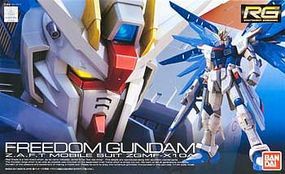 RG #5 Freedom Gundam -- Snap Together Plastic Model Figure -- 1/144 ...