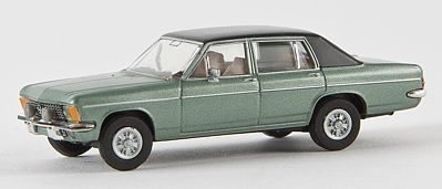 Berkina 1969-1977 Opel Diplomat Assembled Light Green Model Railroad Vehicle HO Scale #20721