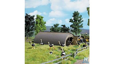 Busch Round Roof Barn HO Scale Model Railroad Building #1513