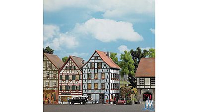 Busch Old Town Angular Building HO Scale Model Railroad Building #1536